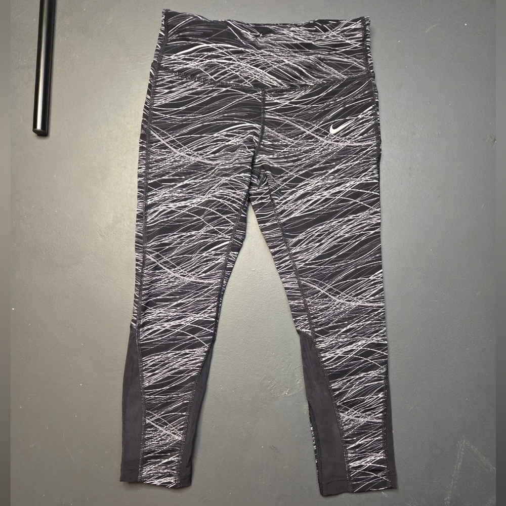 Nike Women's Capri Leggings Size XS